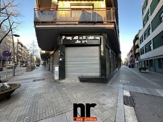 Local comercial en alquiler en Catalunya - Fontetes en Cerdanyola del Vallès