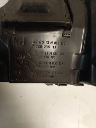 Faro Derecho Ford Sierra