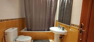 Casa adosada en venta en Doñinos de Salamanca