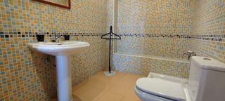 Casa adosada en venta en Doñinos de Salamanca