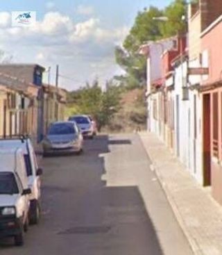 Chalet en venta en El Poblado - Abulagar en Puertollano