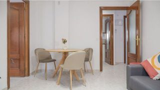 Piso en alquiler en Almendrales en Madrid