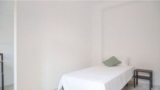 Piso en alquiler en Almendrales en Madrid