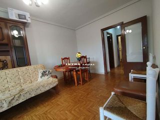 Piso en alquiler en Hospitales - Campus en Salamanca