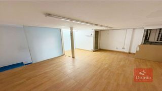 Local comercial en alquiler en Centro - Ayuntamiento en Santander