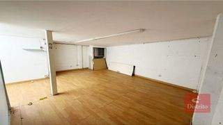 Local comercial en alquiler en Centro - Ayuntamiento en Santander