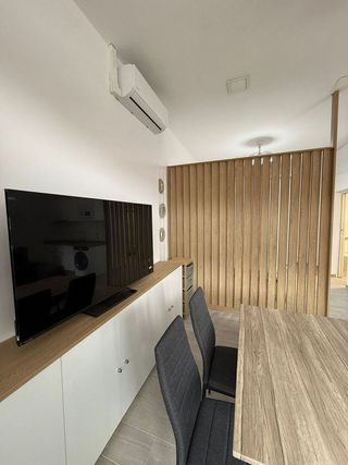 Estudio en alquiler en Palacio de Congresos - Urbadiez - Entrepuentes en Sevilla