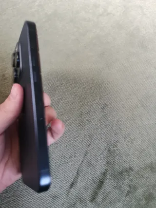 iPhone 15 Pro Max Gris Violeta