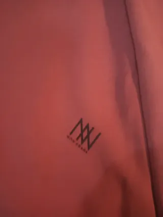 Sudadera Non Grada Rosa con Bolsillo