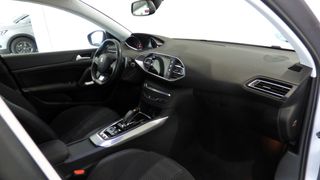 Peugeot 308 ALLURE AT8  08/2021