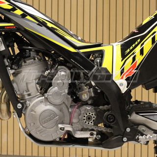 TRRS ONE R 300cc arranque eléctrico 2026