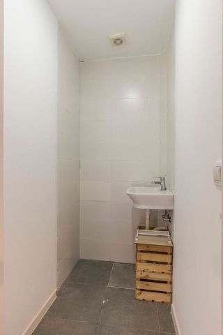 Local comercial en venta en Palos de Moguer en Madrid