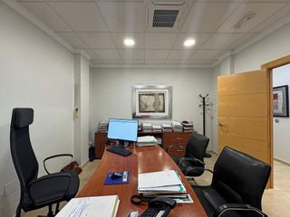 Local comercial en venta en Centro en Alhaurín de la Torre