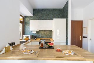 Piso en venta en El Bajondillo en Torremolinos