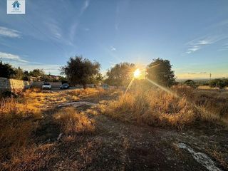 Terreno en venta en Zubia (La)