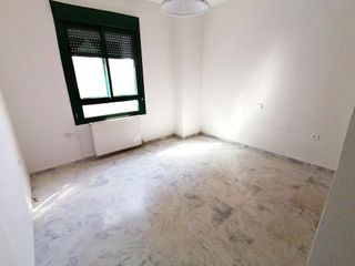 Piso en venta en Ruta de la Plata en Cáceres