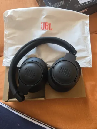 Auriculares JBL Tune 720 BT Negros