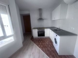 Estudio en venta en Parque Victoria Eugenia en Málaga