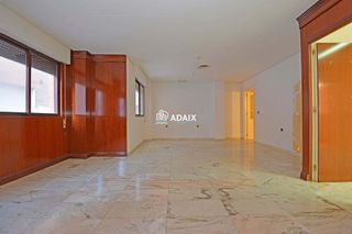 Oficina en venta en Centro en Cáceres