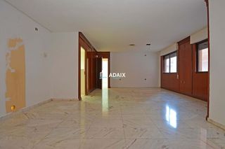 Oficina en venta en Centro en Cáceres