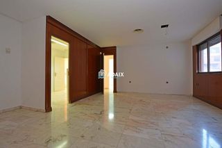 Oficina en venta en Centro en Cáceres