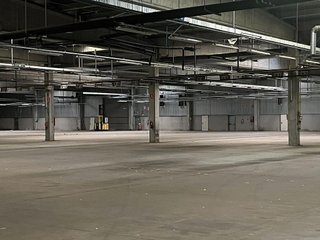 Nave industrial en alquiler en Celrà