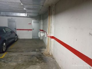 Garaje en alquiler en Instituts - Universitat en Lleida