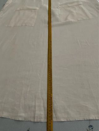 Abito ampio in lino bianco “G” Tg L
