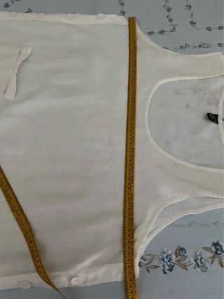 Abito ampio in lino bianco “G” Tg L