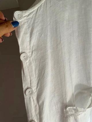 Abito ampio in lino bianco “G” Tg L