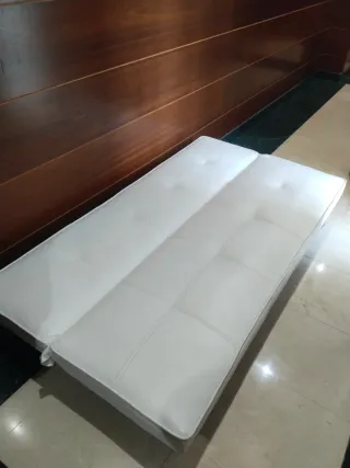 Sofá cama blanco polipiel