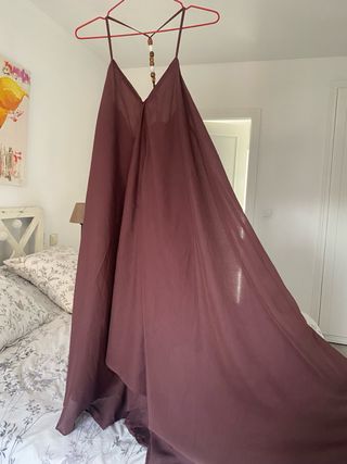 Vestido largo color Burdeos. Lefties Talla M