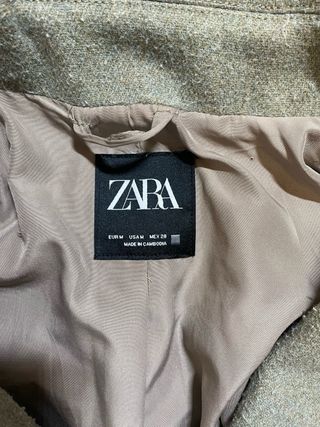 Abrigo Zara gris paño corto