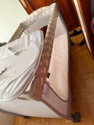 Cuna de viaje con cambiador