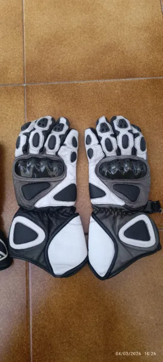 Guanti moto assortiti taglia M