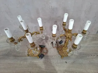 Lámparas de mesa doradas con cristales