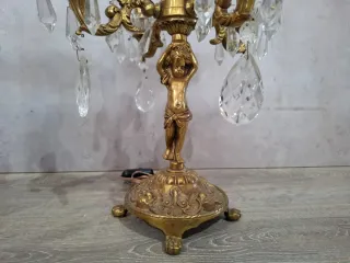 Lámparas de mesa doradas con cristales