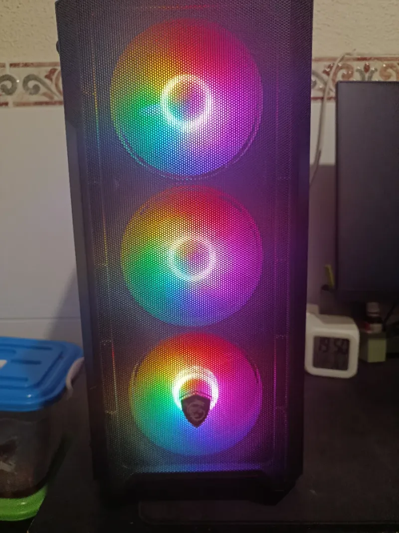 PC Gaming con luces RGB afbeelding 3