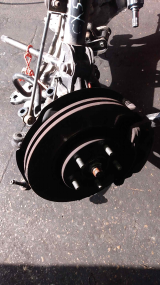 BRAZO SUSPENSION SUPERIOR DELANTERO DERECHO MAZDA