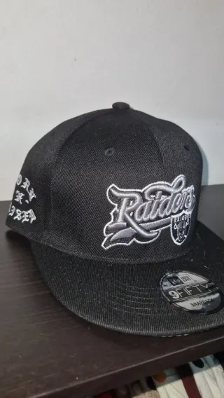 Gorra New Era Raiders 9FIFTY Plana Negra