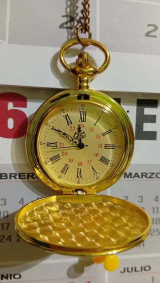 Tres relojes de bolsillo vintage