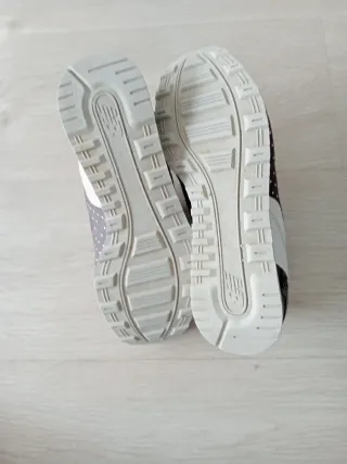 Zapatillas New Balance Lunares Burdeos Talla 37