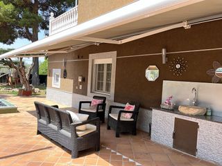 Chalet en alquiler en Elda