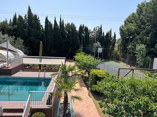 Chalet en alquiler en Elda