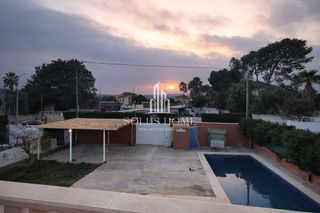 Chalet en alquiler en Riba-roja de Túria