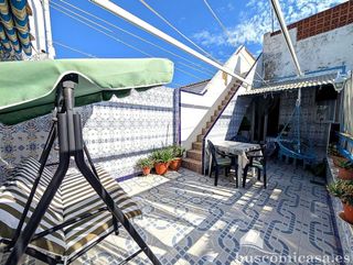 Chalet en venta en Linares