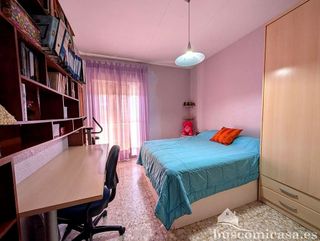 Chalet en venta en Linares