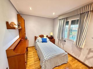 Chalet en venta en Perleta - Maitino en Elche