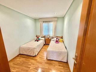 Chalet en venta en Perleta - Maitino en Elche