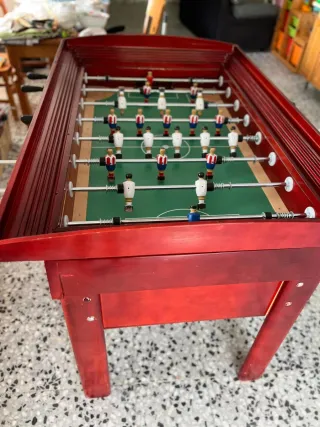Futbolín profesional de madera